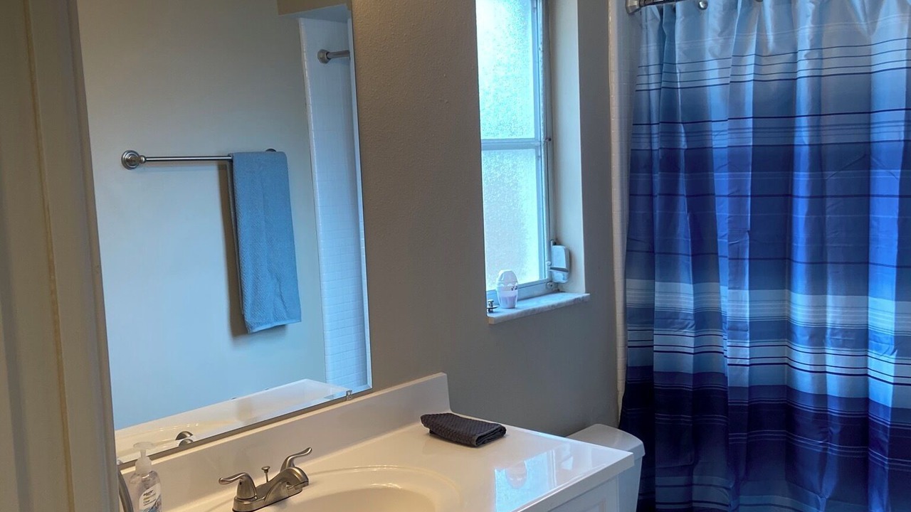 Photo of Bathroom in Anona