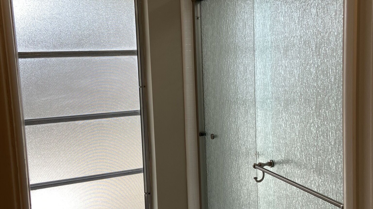 Photo of Bathroom in Anona
