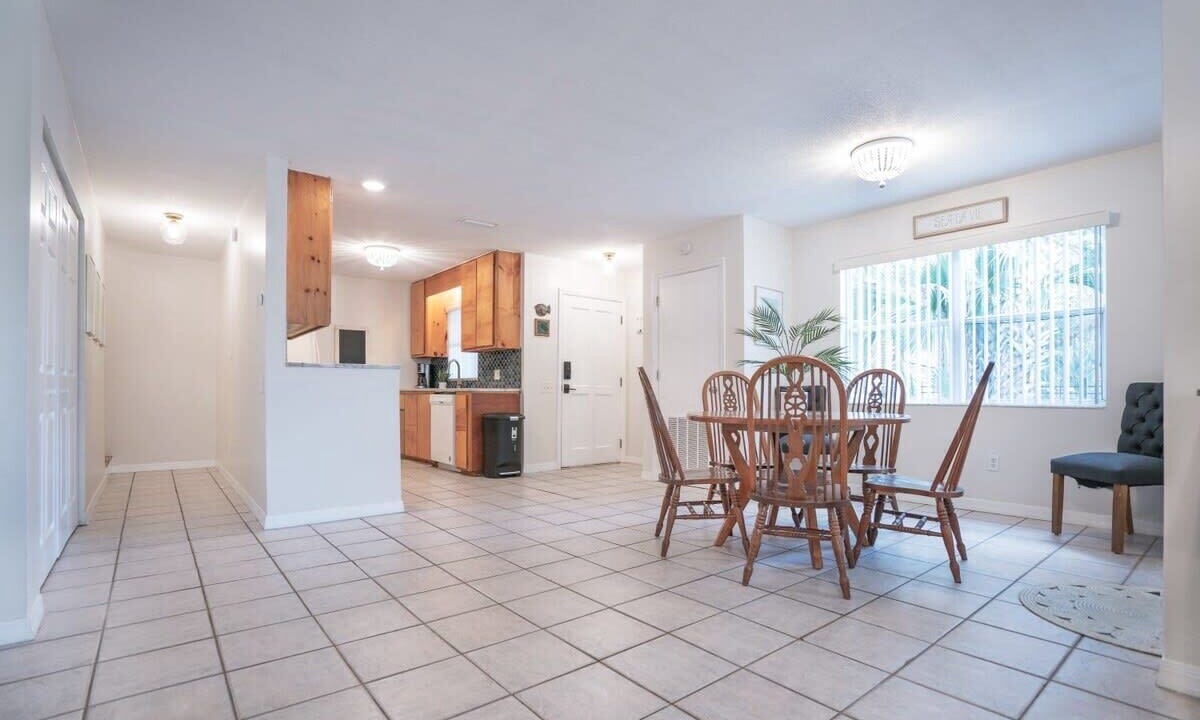 Photo of Others in Coquina Gables