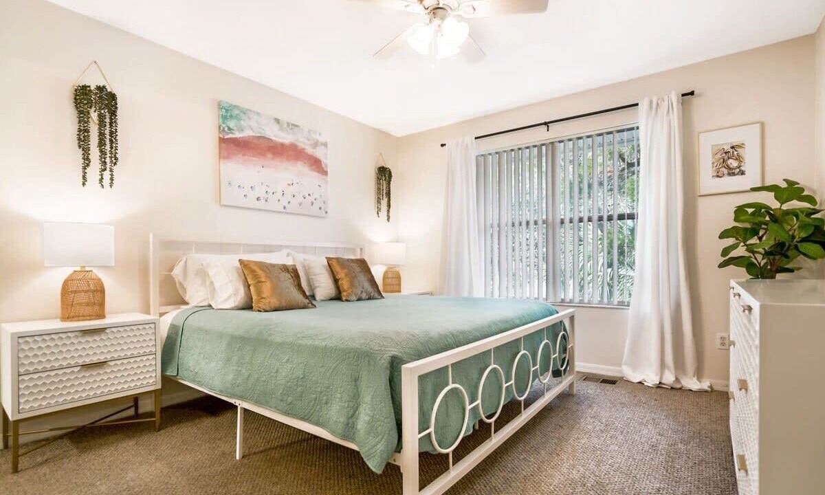 Photo of Bedroom in Coquina Gables