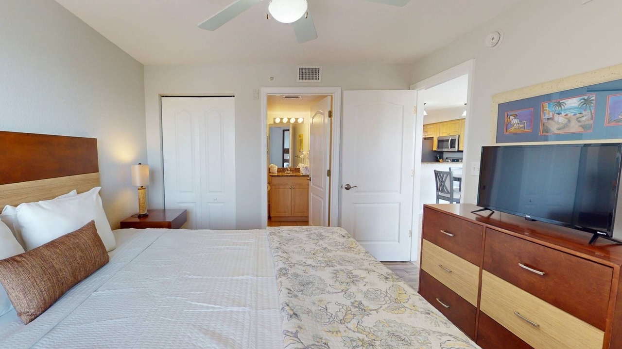 Photo of Bedroom in Treasure Island