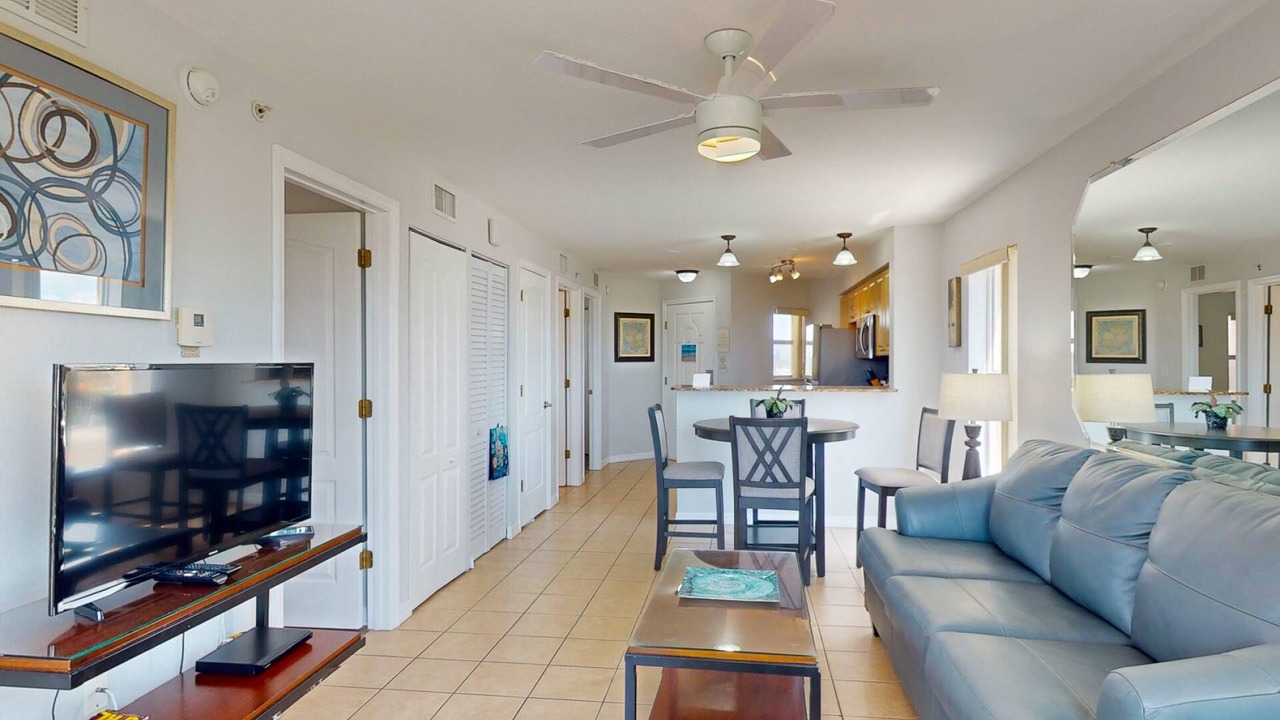 Photo of Livingroom in Treasure Island