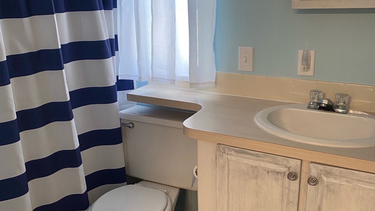 Photo of Bathroom in Steinhatchee