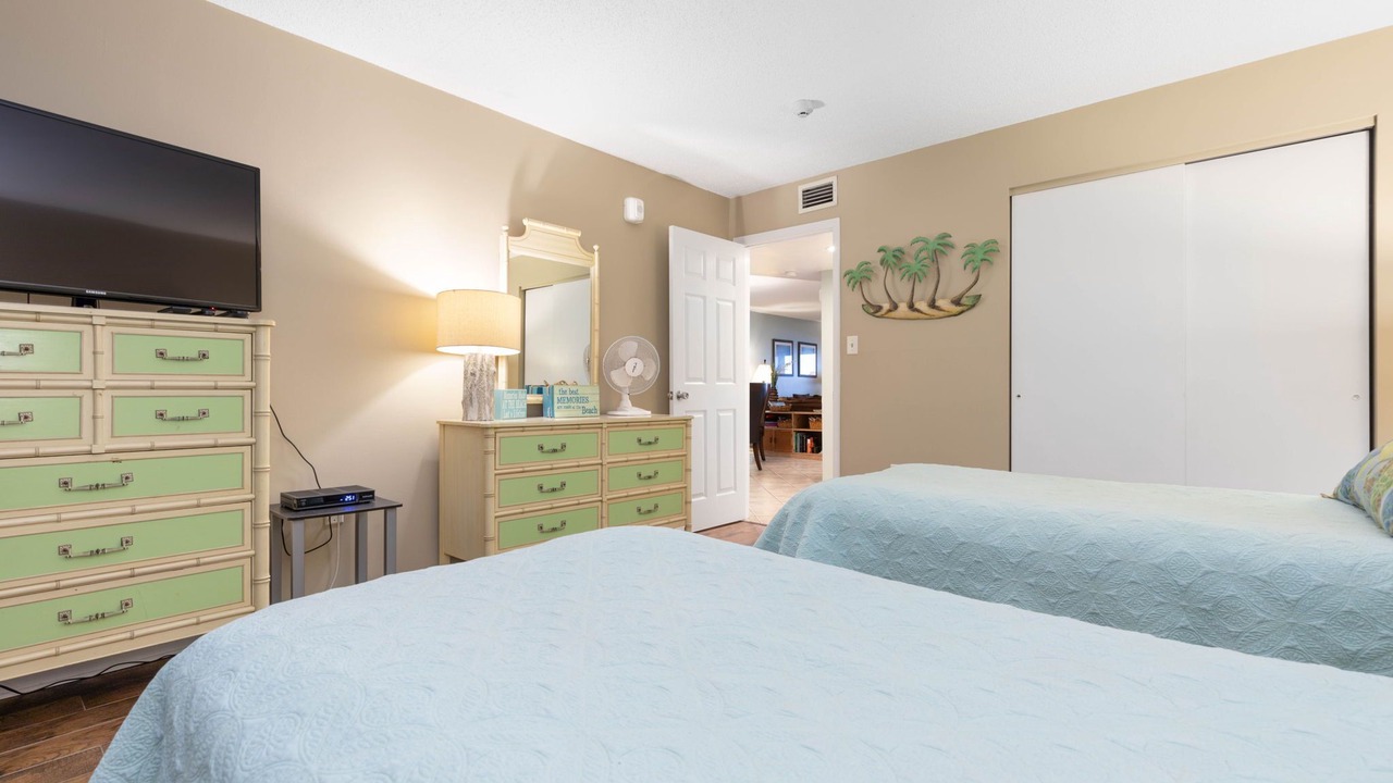 Photo of Bedroom in Ormond-by-the-Sea