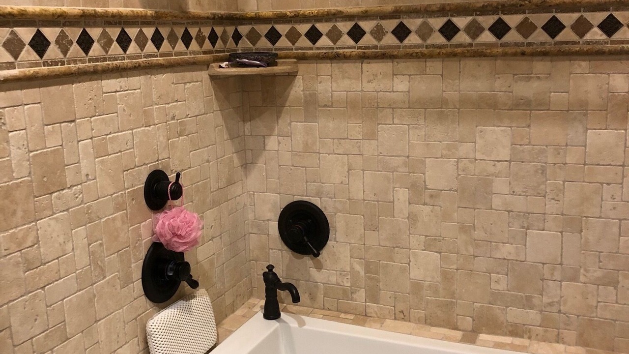 Photo of Bathroom in Treasure Island