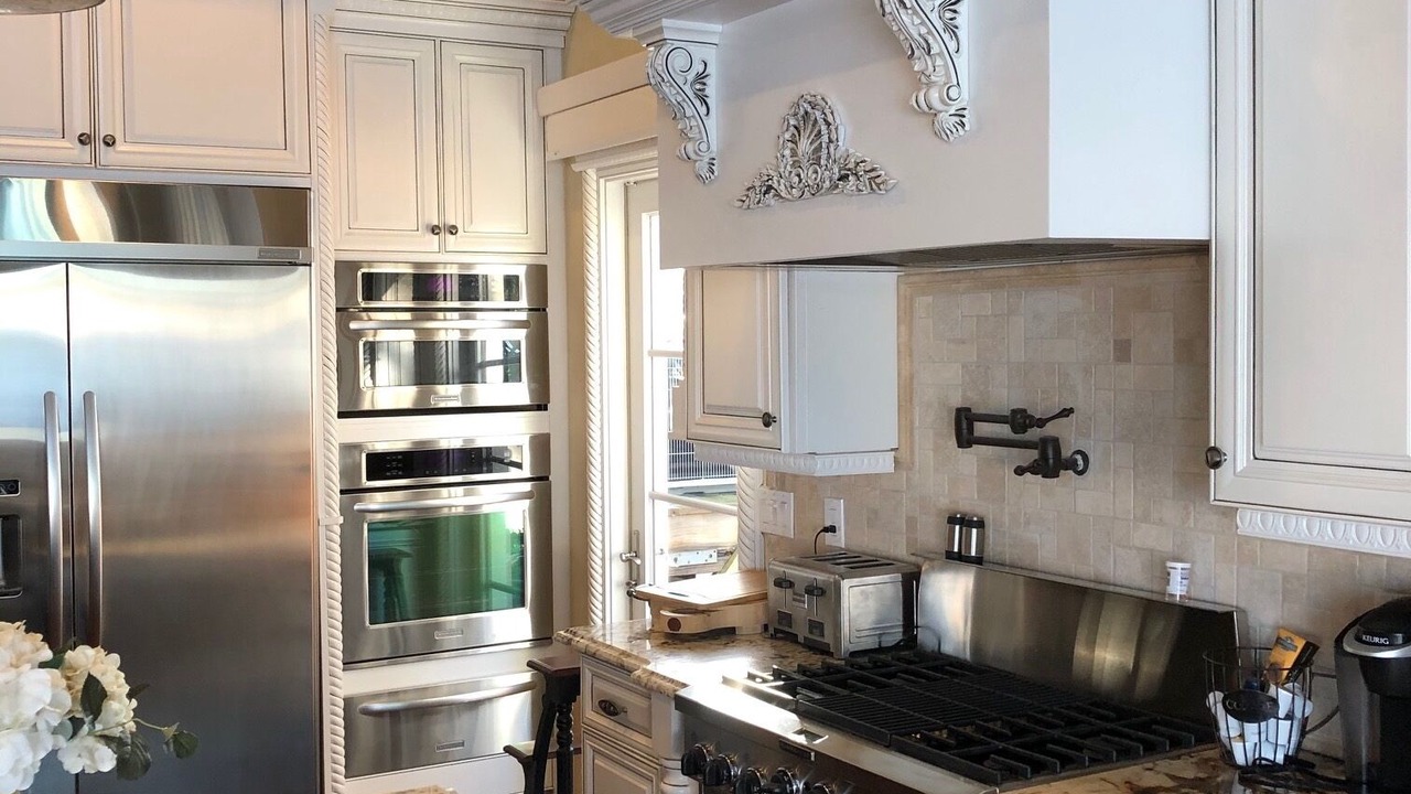 Photo of Kitchen in Treasure Island
