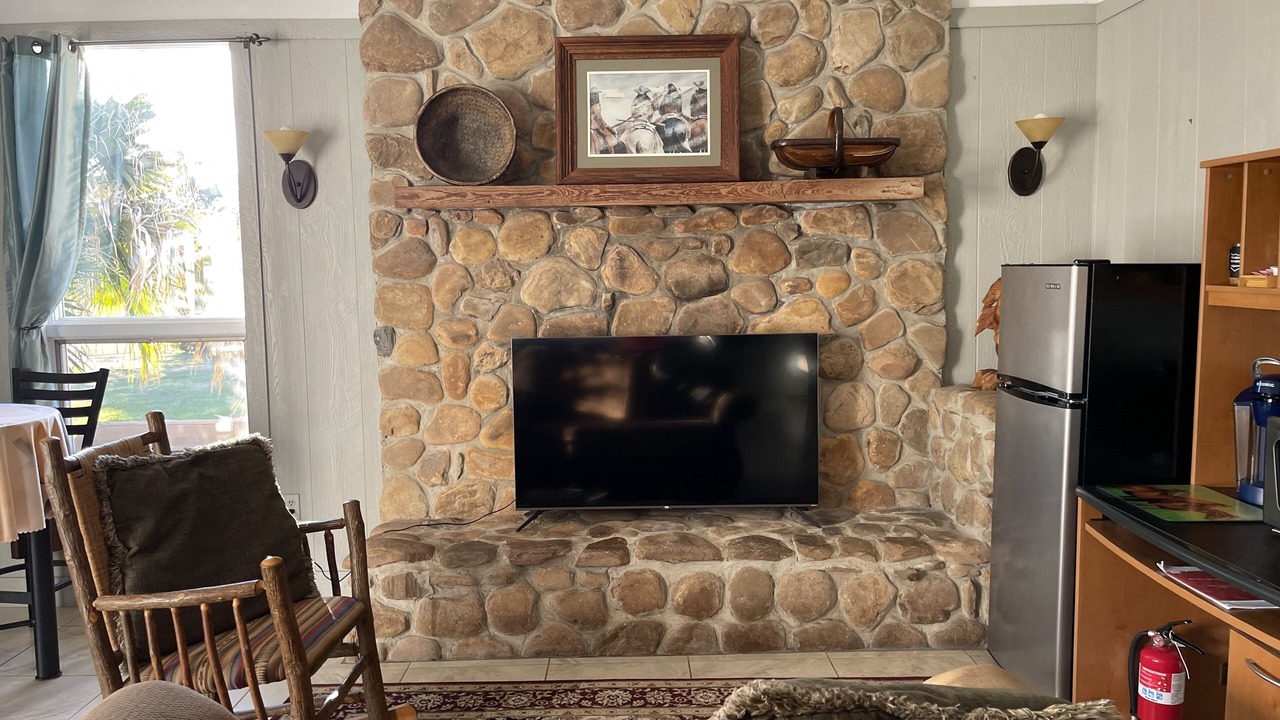 Photo of Livingroom in Fellowship