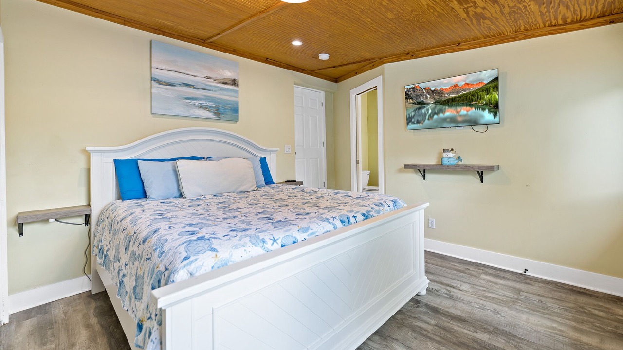 Photo of Bedroom in Weeki Wachee Gardens