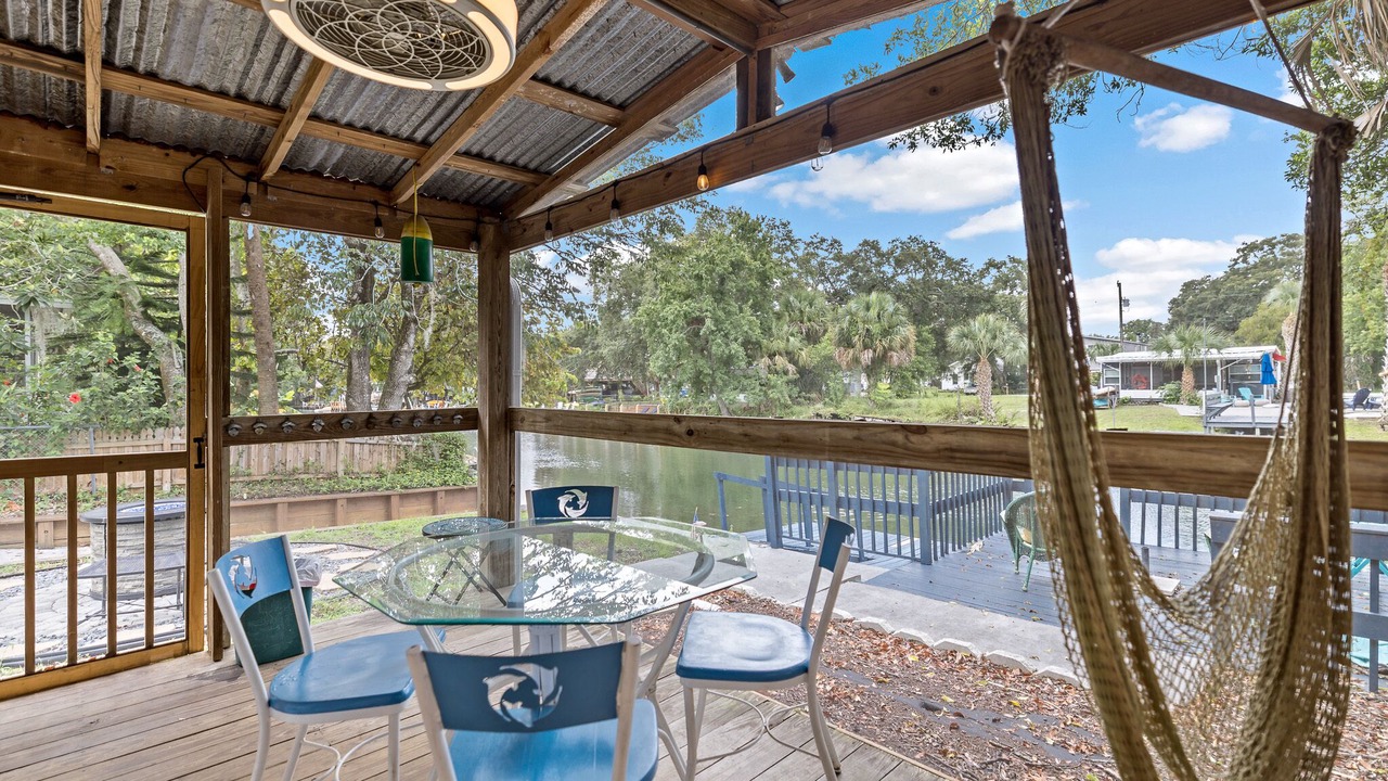 Photo of Outdoor in Weeki Wachee Gardens