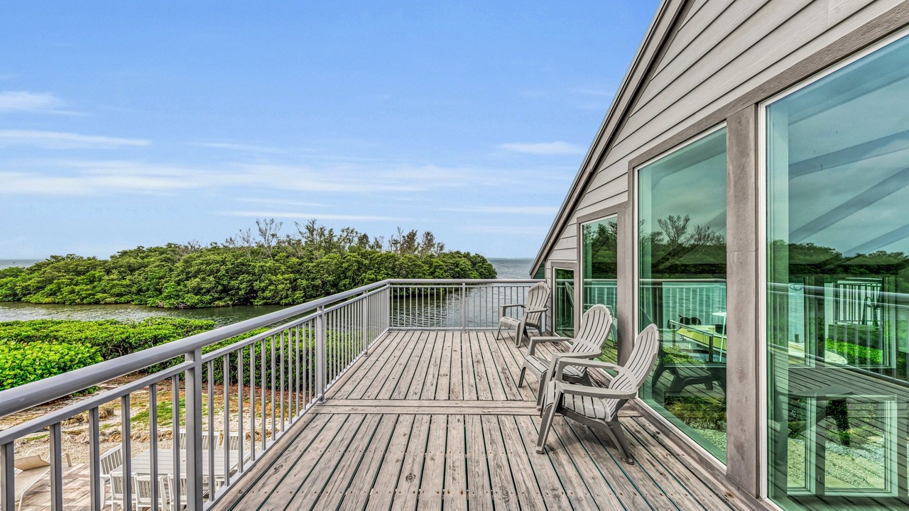 Photo of Outdoor in Bayshore Gardens