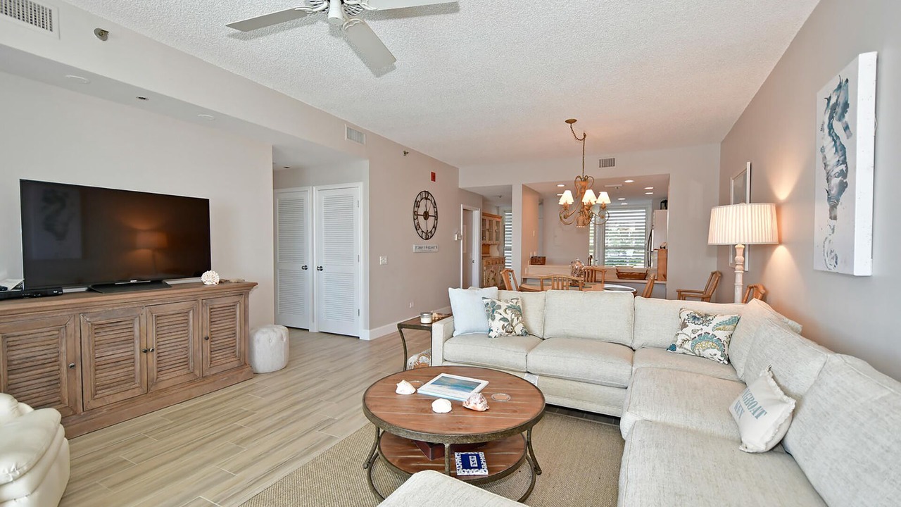 Photo of Livingroom in Whitney Beach