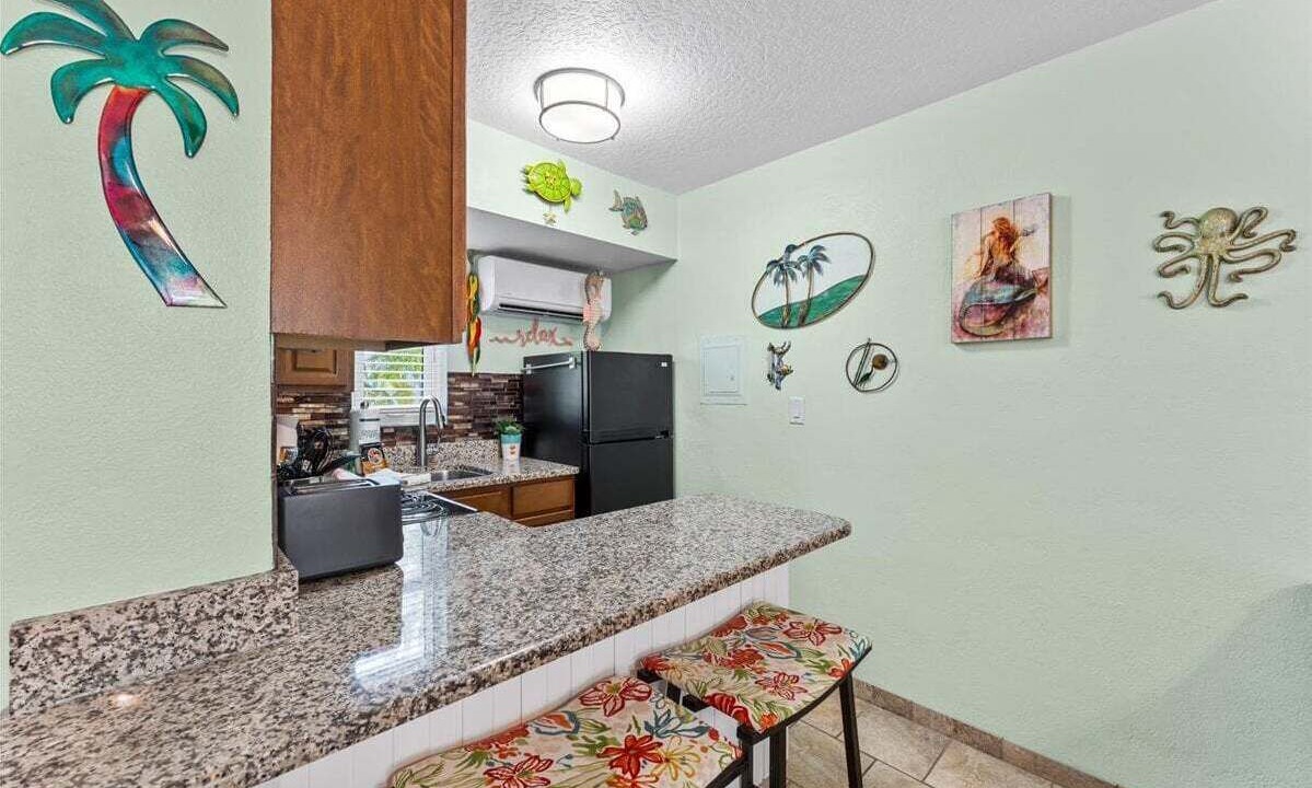 Photo of Kitchen in Treasure Island