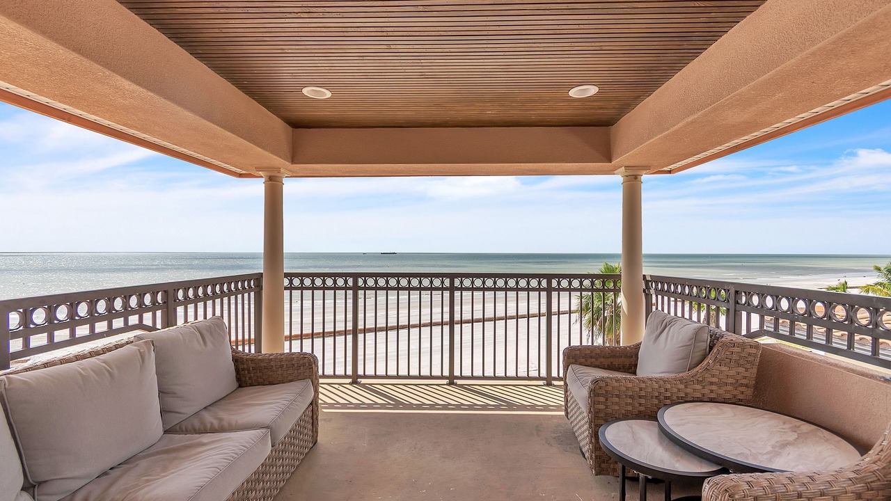 Photo of Patio Balcony in Redington Shores