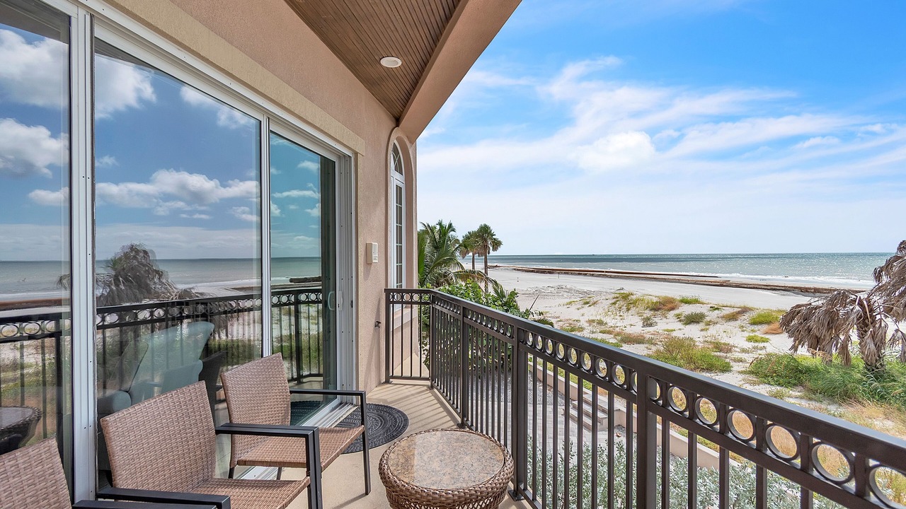 Photo of Patio Balcony in Redington Shores