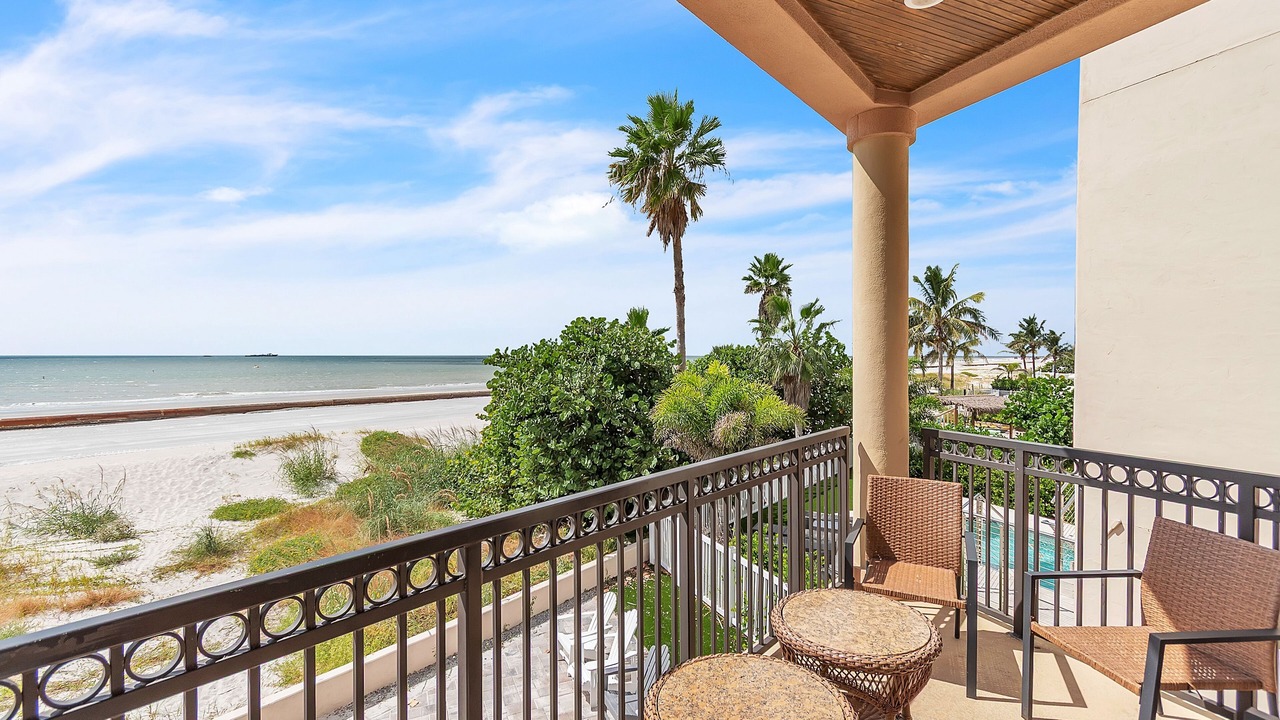 Photo of Patio Balcony in Redington Shores