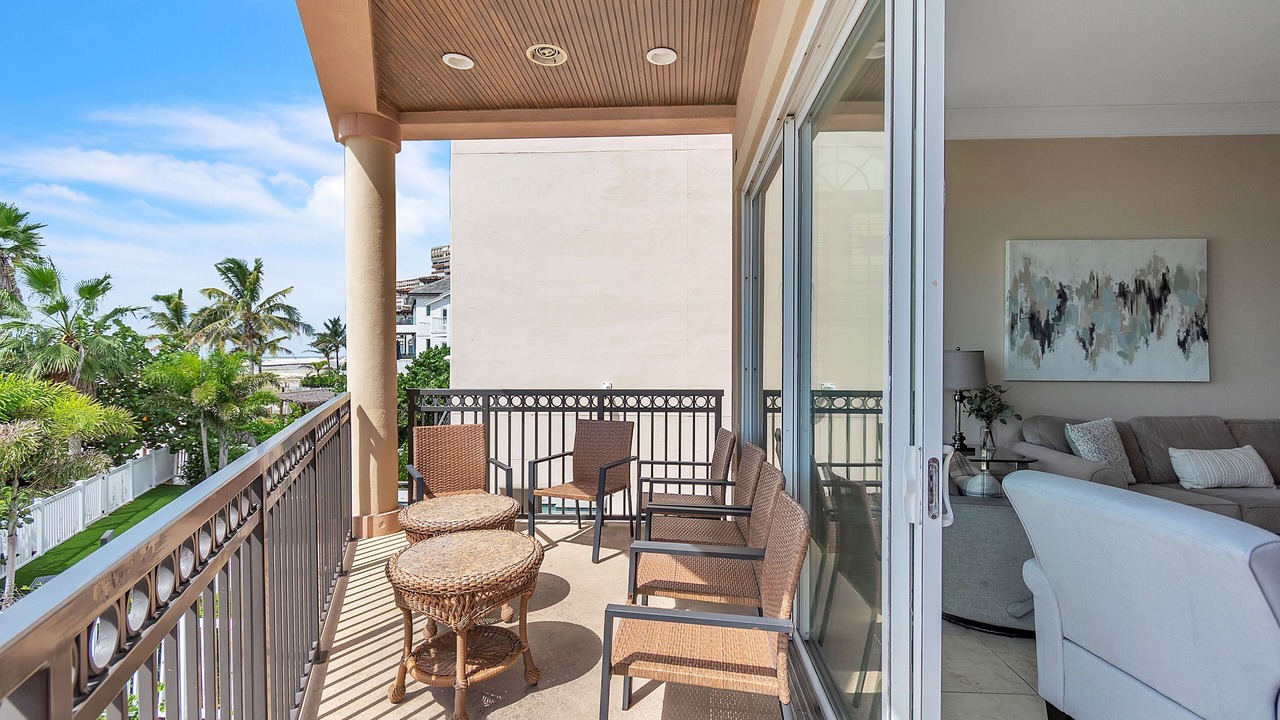 Photo of Patio Balcony in Redington Shores