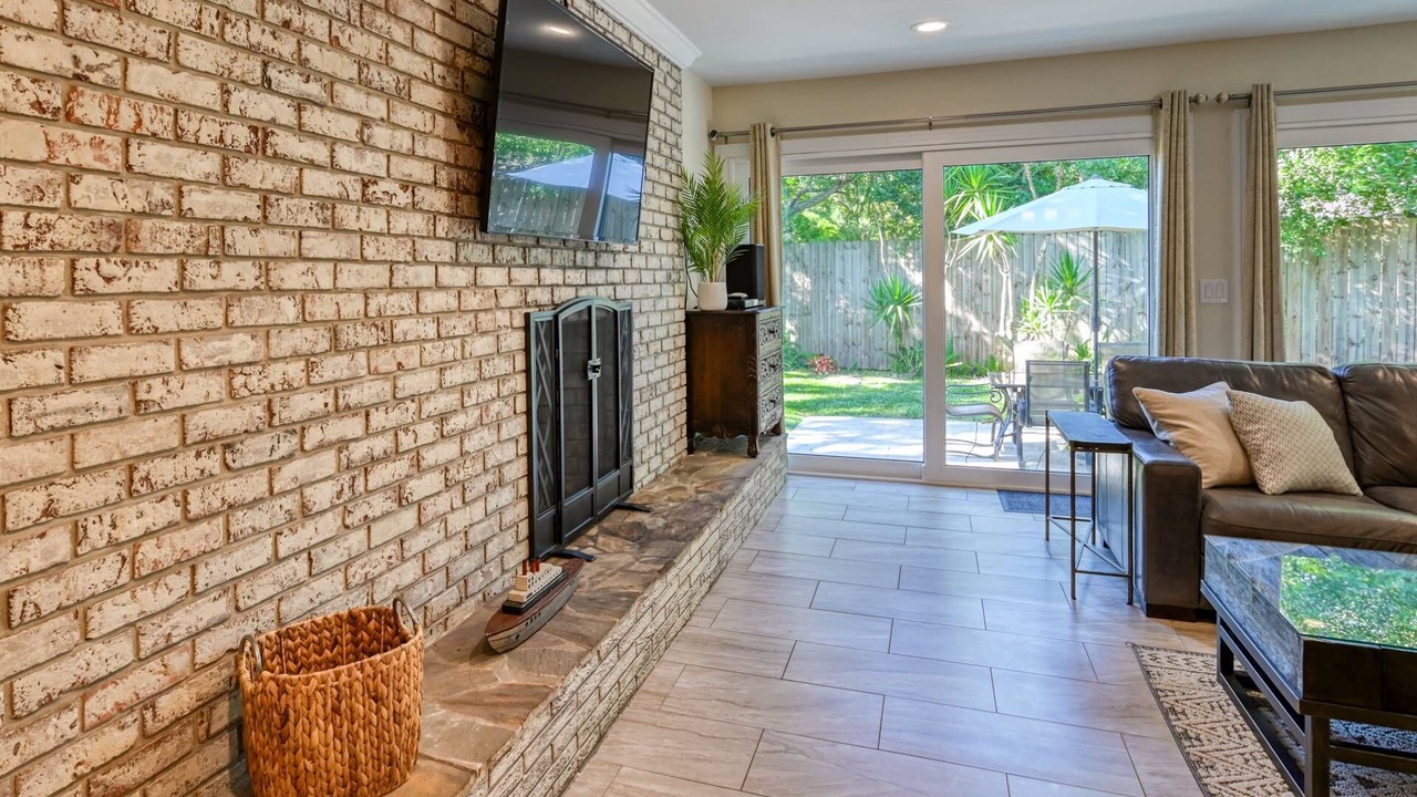 Photo of Livingroom in Downtown Historic District