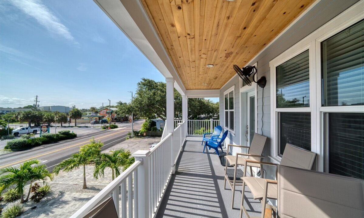 Photo of Patio Balcony in Independence Square
