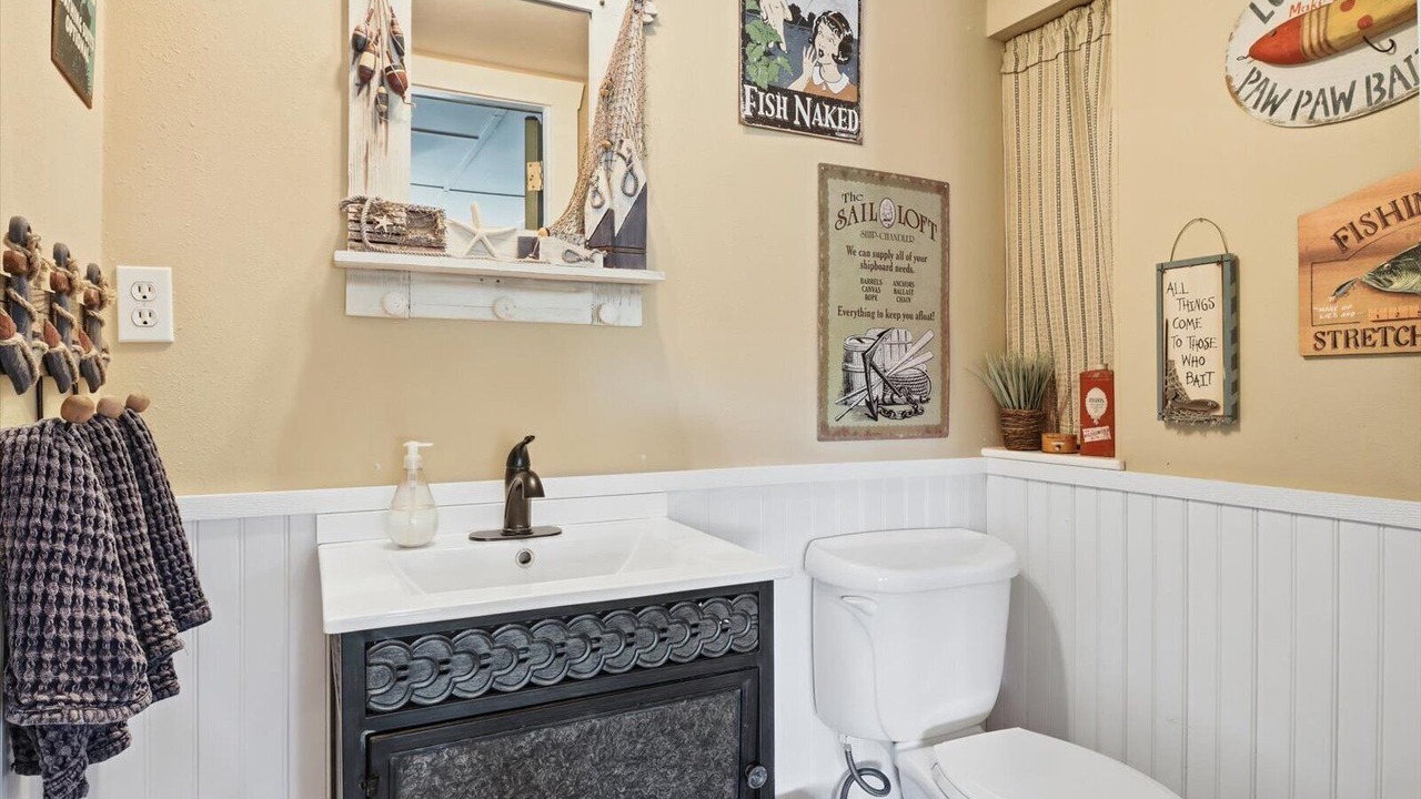 Photo of Bathroom in Homosassa