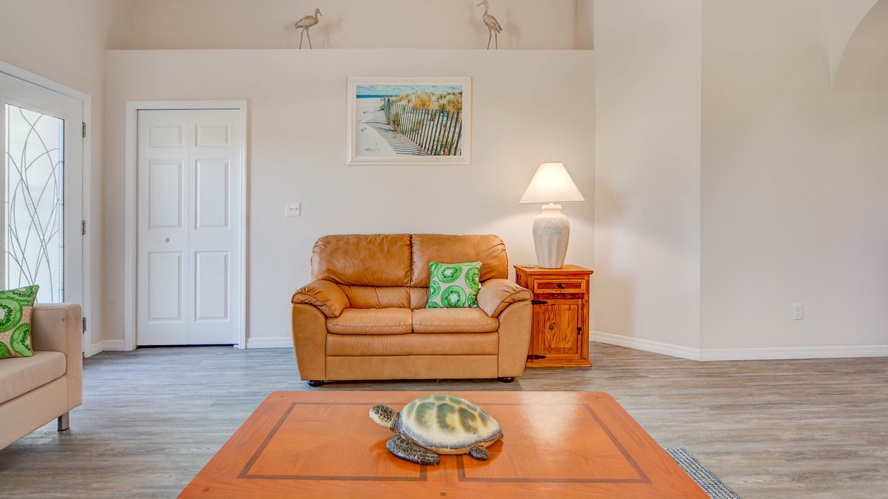 Photo of Livingroom in Butler Beach
