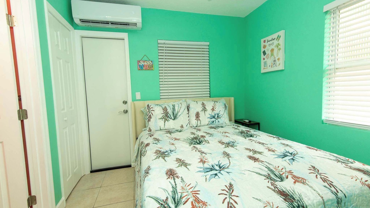 Photo of Bedroom in Madeira Beach