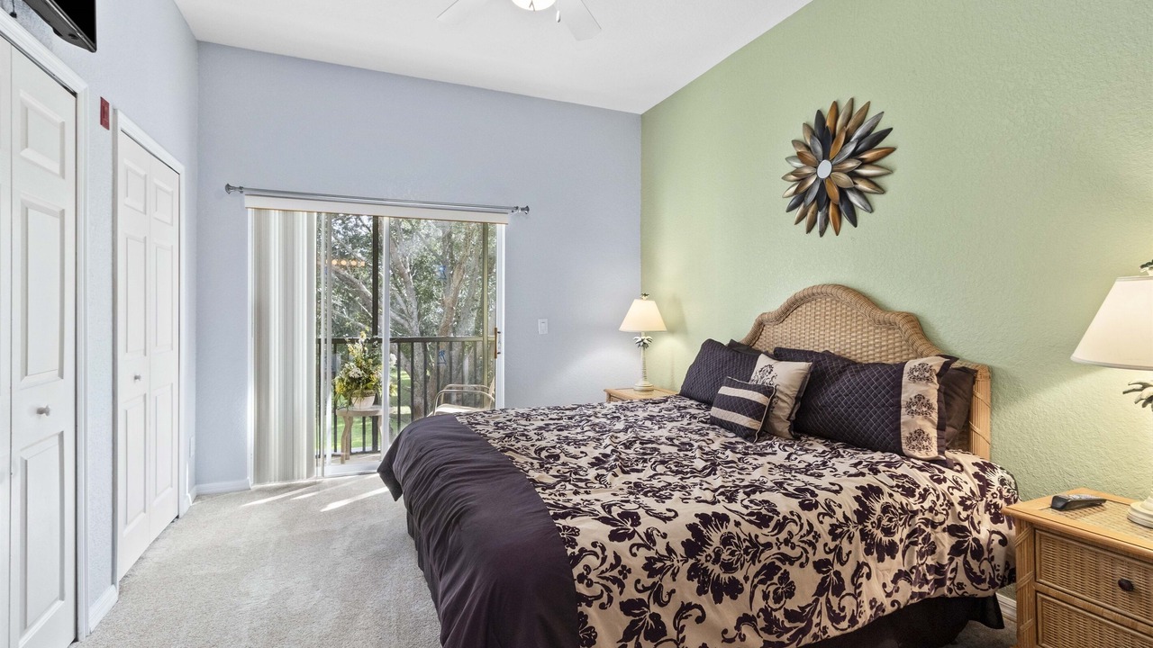 Photo of Bedroom in Bahama Bay