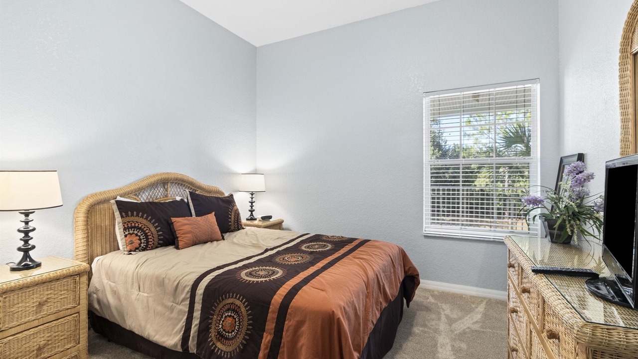 Photo of Bedroom in Bahama Bay