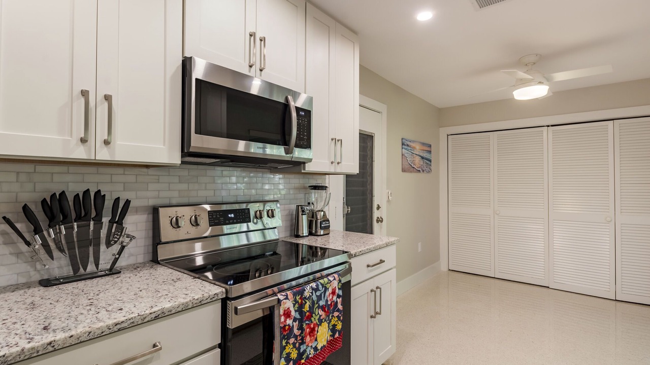 Photo of Kitchen in Gulf Gate Estates