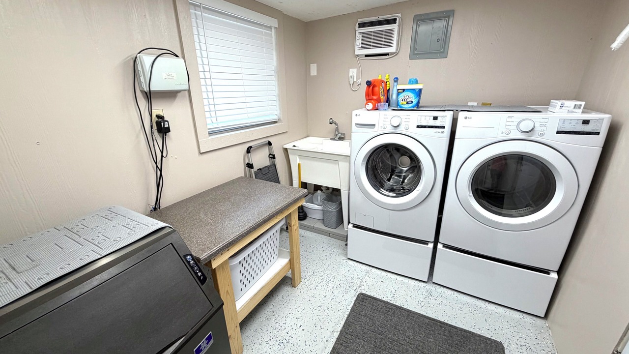 Photo of Bedroom in Old Homosassa