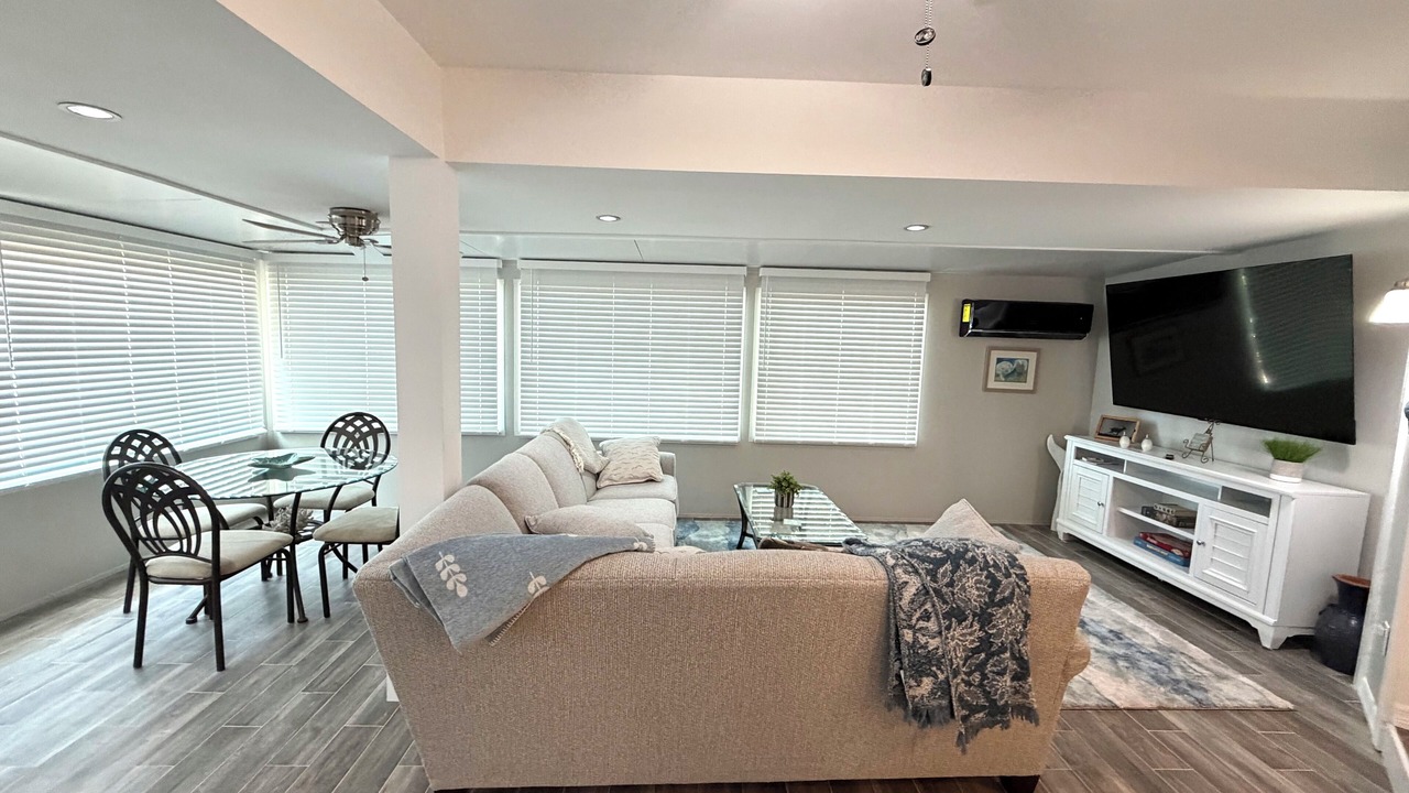 Photo of Bedroom in Old Homosassa
