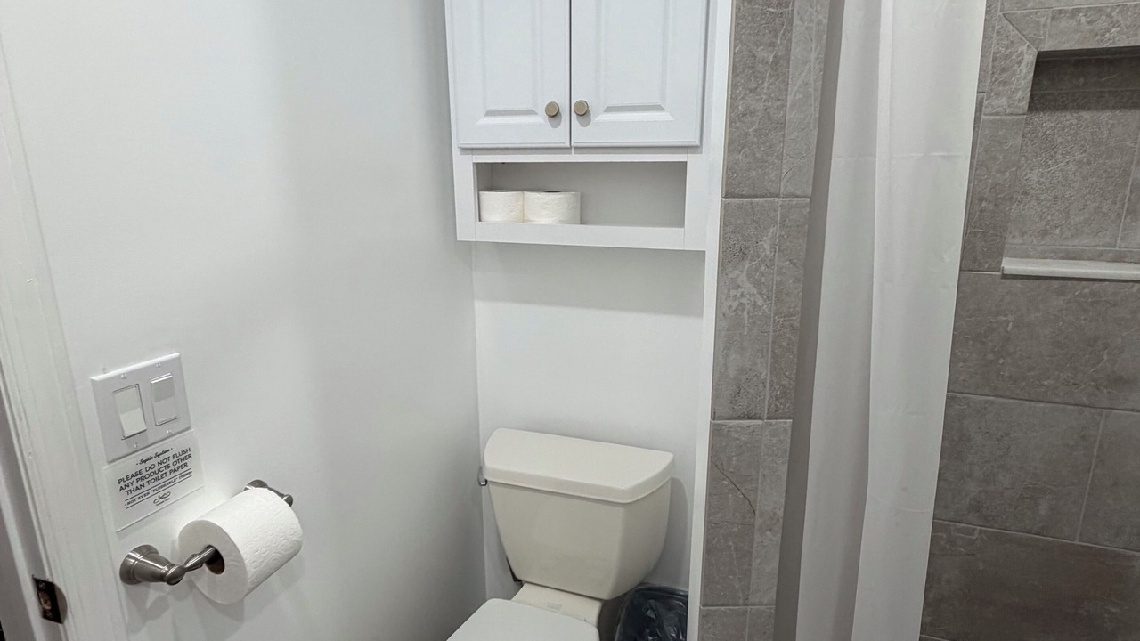 Photo of Bathroom in Old Homosassa
