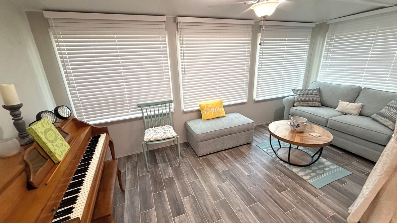 Photo of Bedroom in Old Homosassa