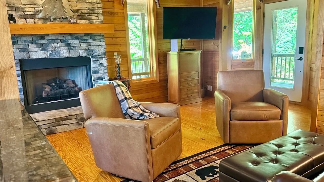 Photo of Bedroom in Tuckasegee