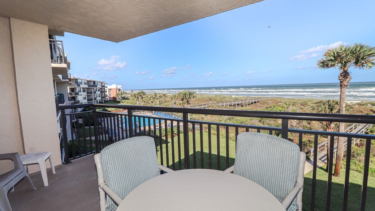 Photo of Patio Balcony in Butler Beach