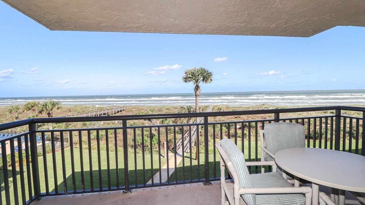 Photo of Patio Balcony in Butler Beach