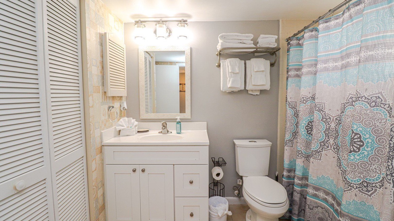 Photo of Bathroom in Butler Beach