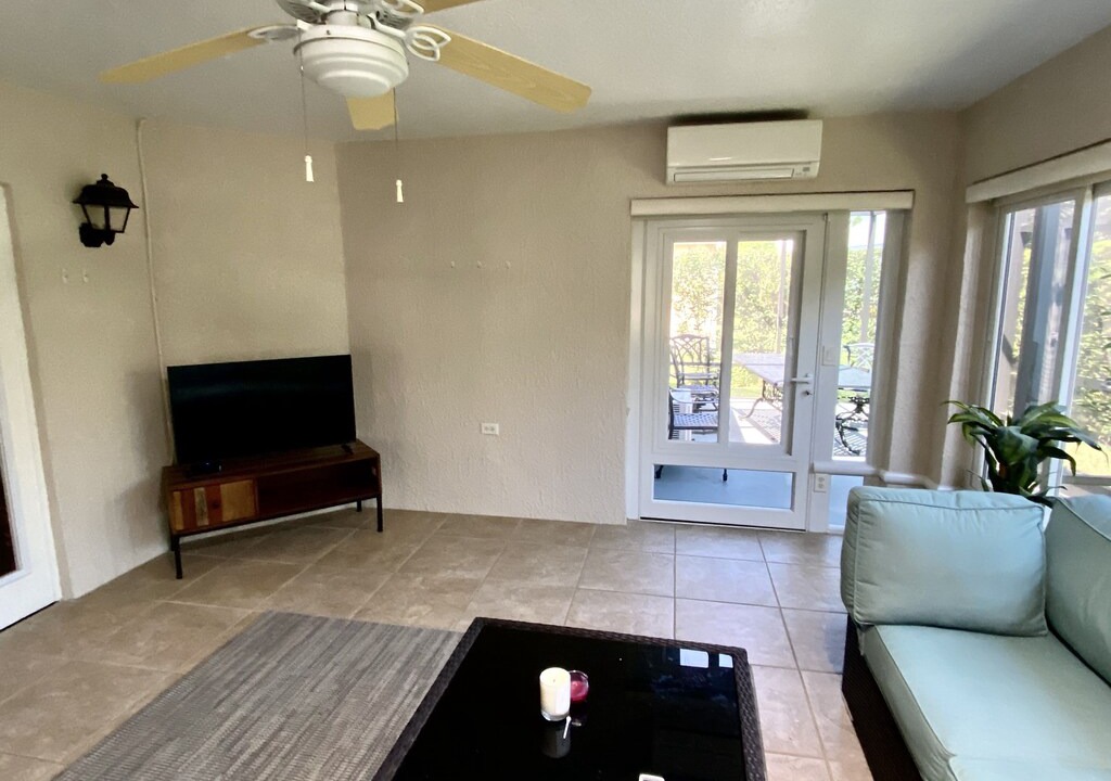 Photo of Livingroom in Virginia Trace
