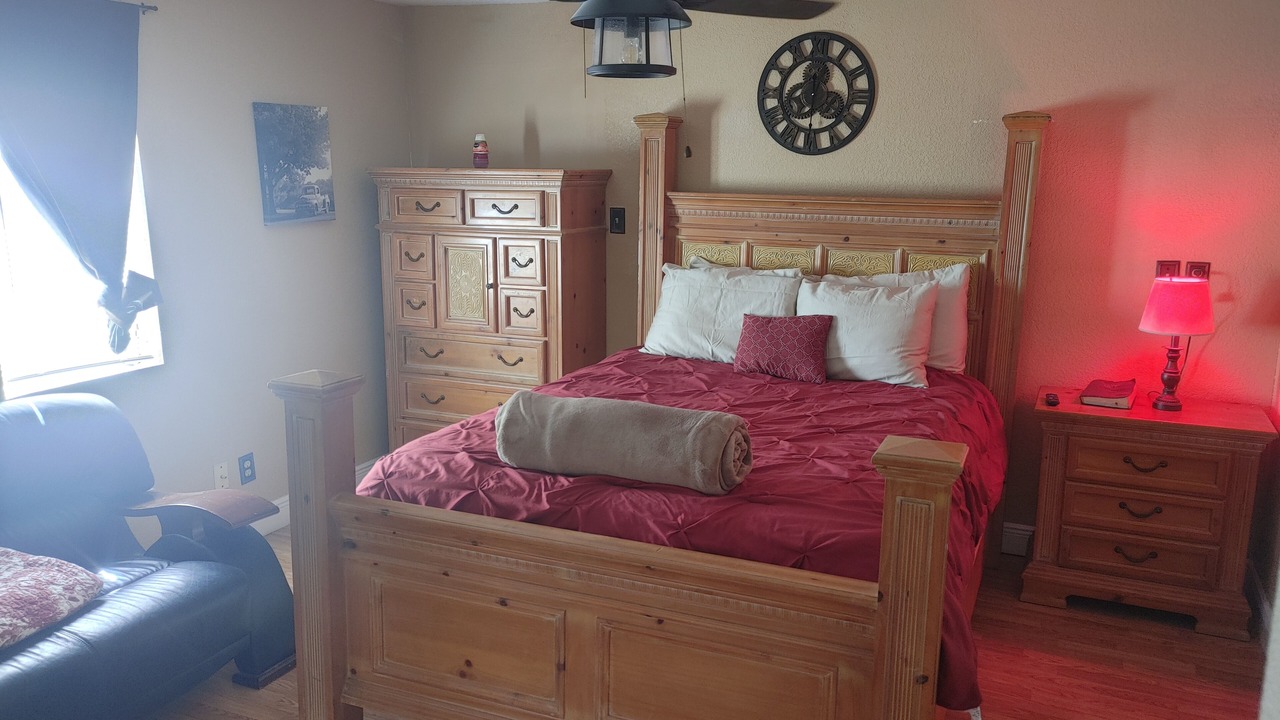 Photo of Bedroom in Lutz