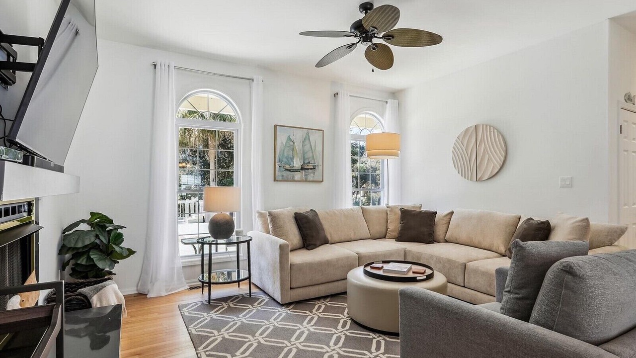 Photo of Bedroom in North Forest Beach