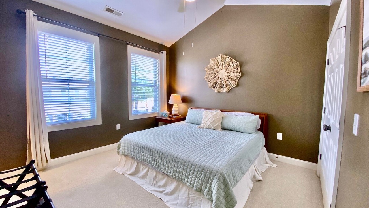 Photo of Bedroom in Greenville Downtown