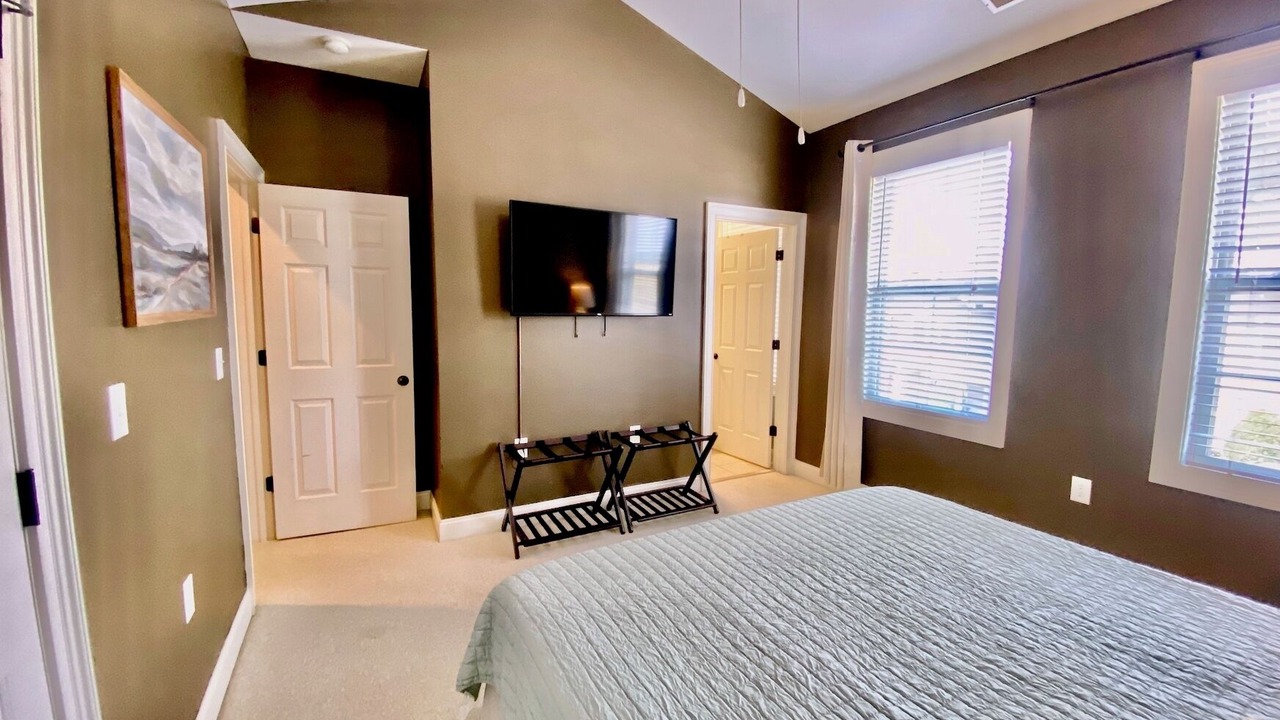 Photo of Bedroom in Greenville Downtown