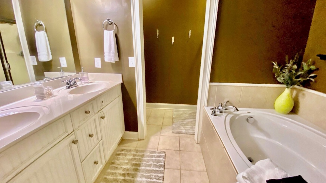 Photo of Bathroom in Greenville Downtown