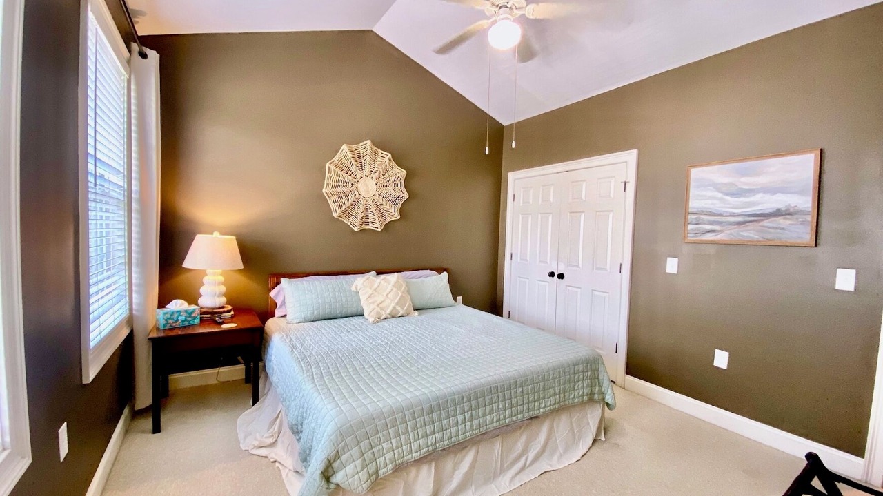 Photo of Bedroom in Greenville Downtown
