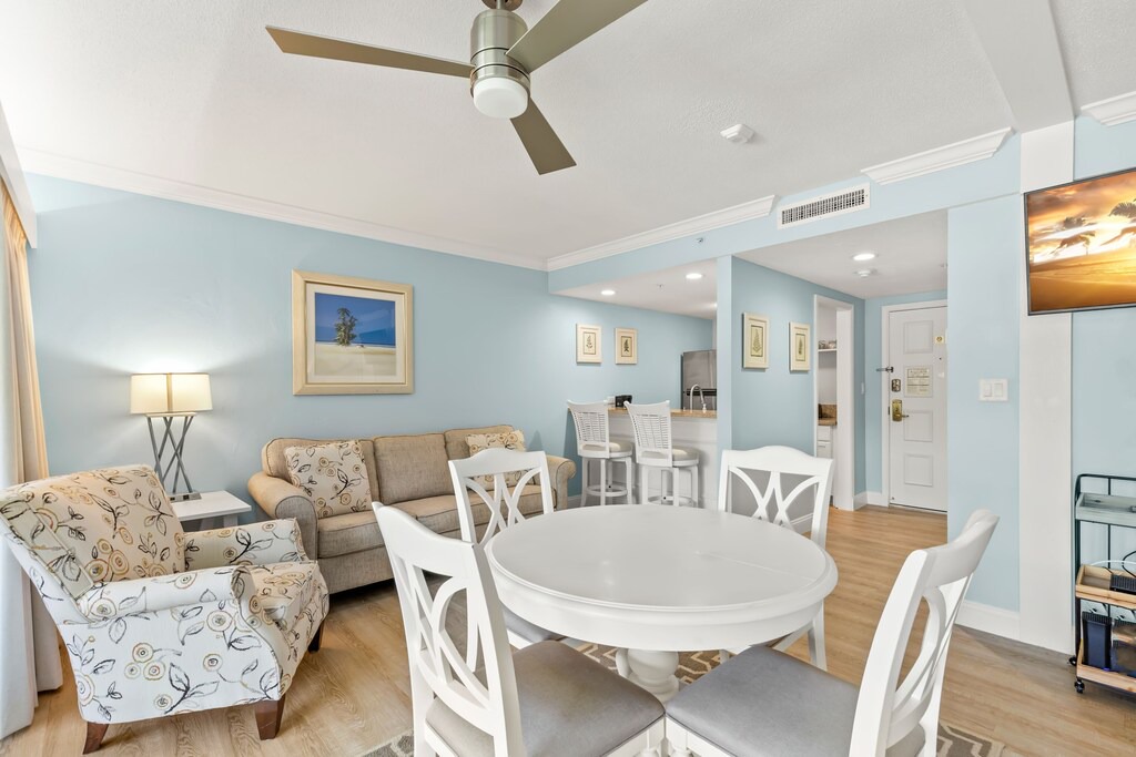 Photo of Livingroom in Palm Harbor
