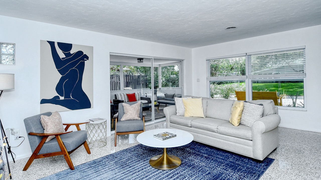 Photo of Livingroom in Southgate
