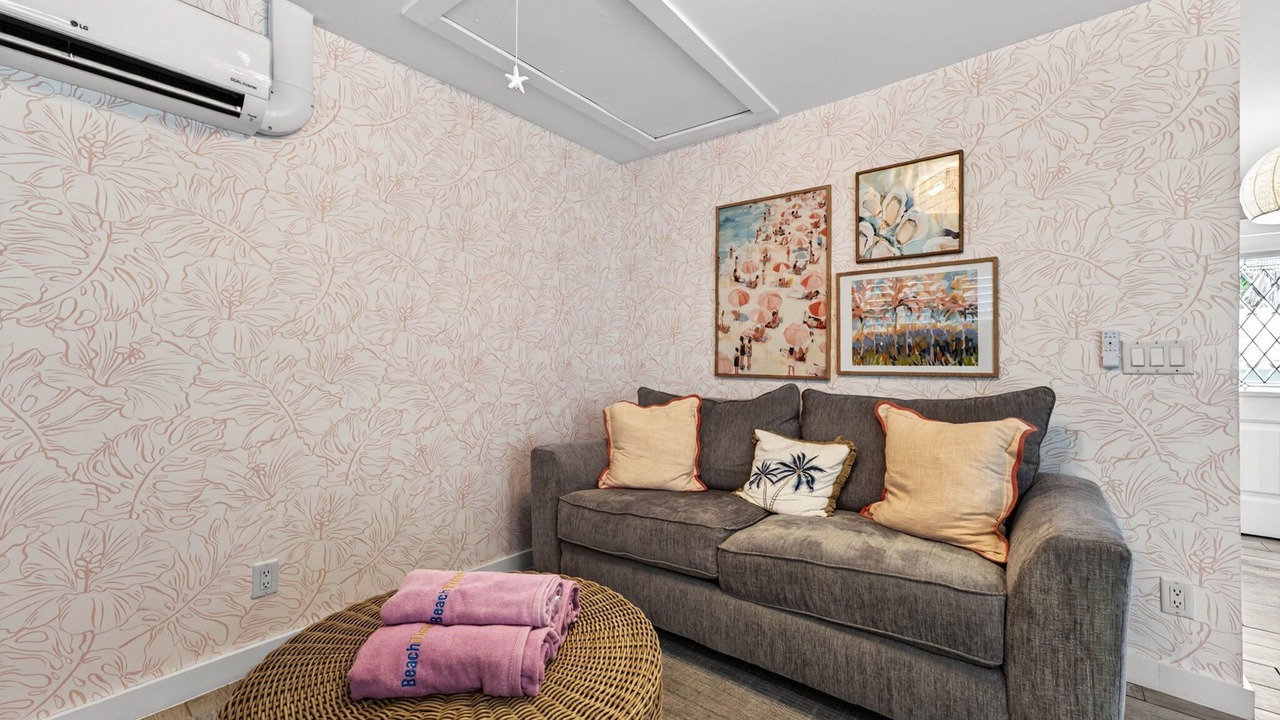 Photo of Livingroom in Clearwater Beach