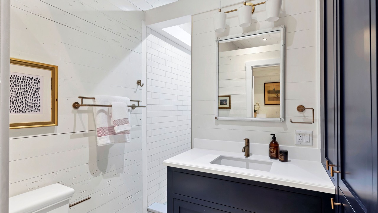 Photo of Bathroom in Ilexhurst