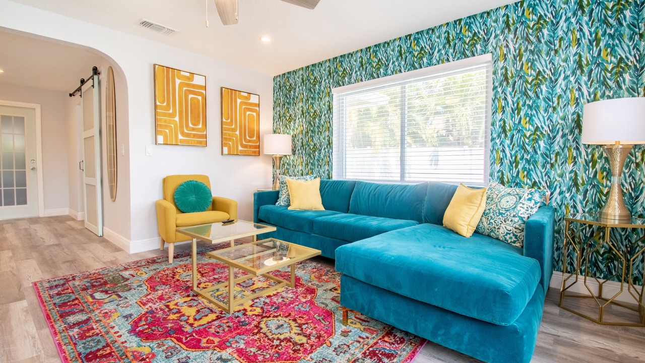 Photo of Livingroom in South Pinellas Community Council