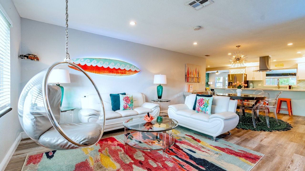 Photo of Livingroom in South Pinellas Community Council