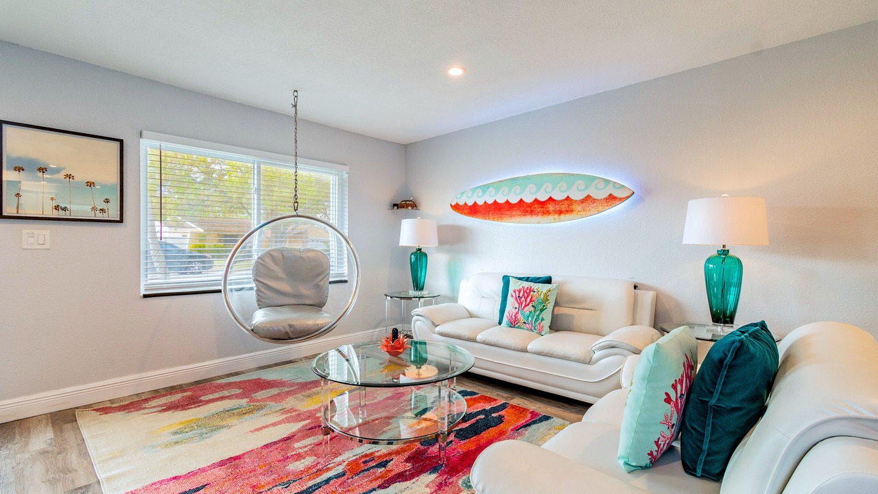 Photo of Livingroom in South Pinellas Community Council